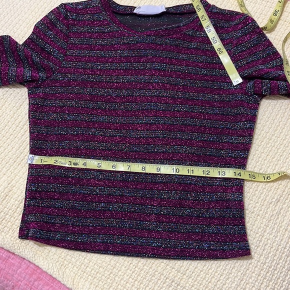 Metallic/ glitter Top ✨ - Picture 8 of 11